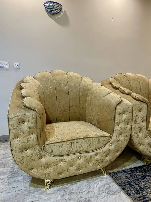 Crown Style Sofas For Sale Golden Colour 3