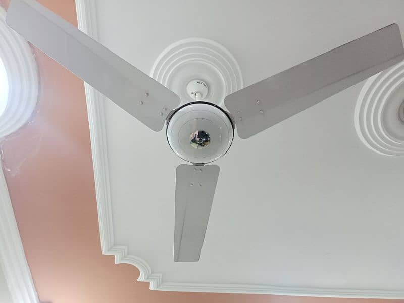 4x Wahid Ceiling Fans for sale 2