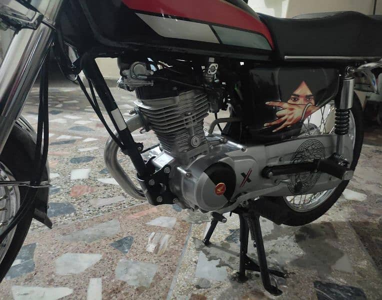 Honda 125 2023 5