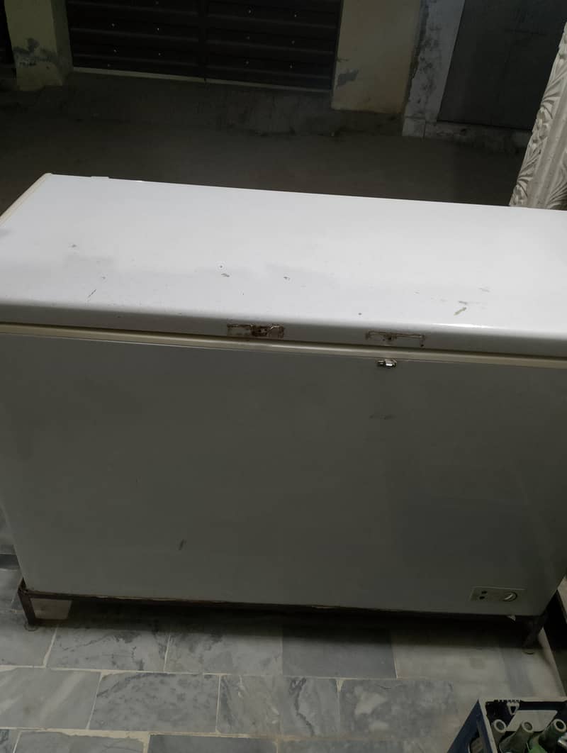 Pel Deep freezer single door 1