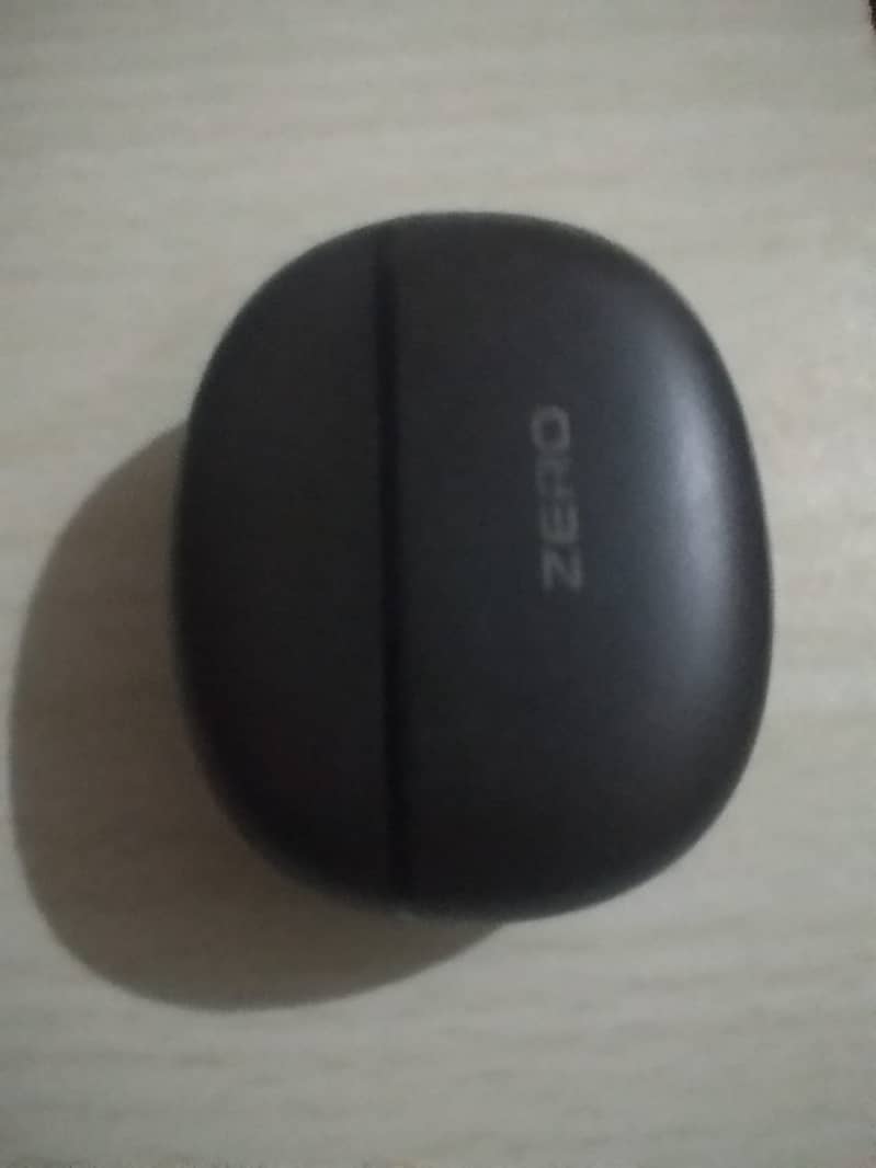 Zero Lifestyle Rover Pro Earbuds 0