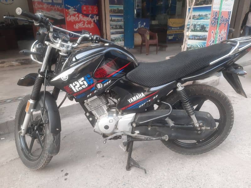 yamaha ybr G 2023 3