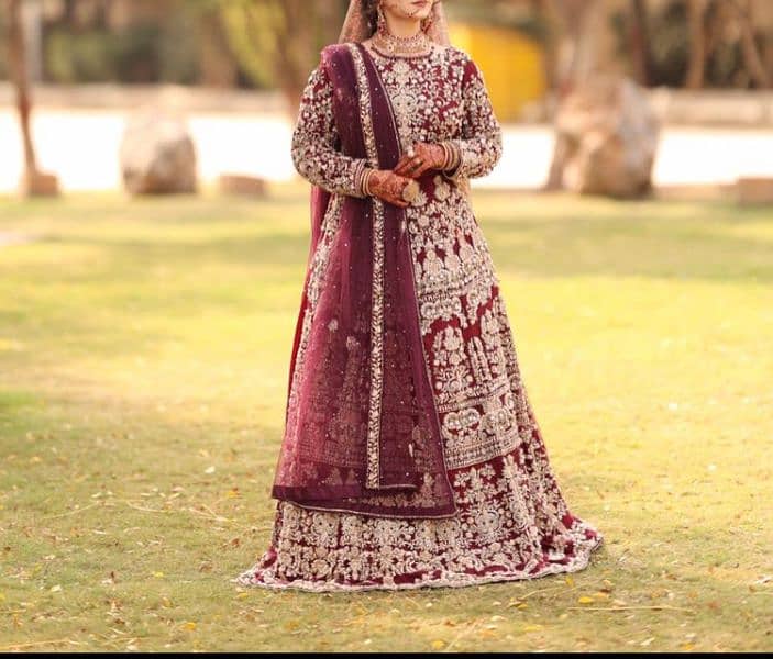 Bridal lehnga with 2 dupatta 1