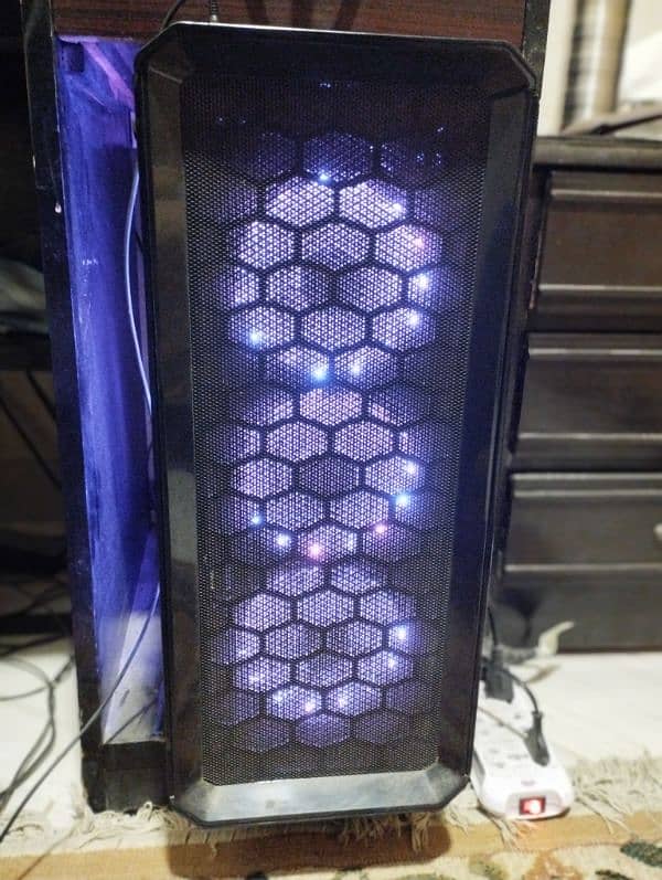 Gaming PC (i5 4th Gen, RX 580) 3