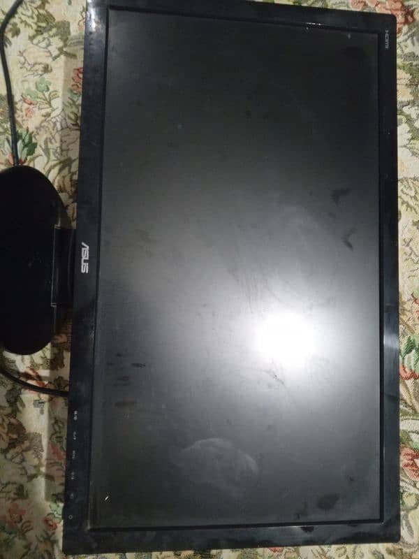 asus 24 inch lcd full hd scratchless condition. 0