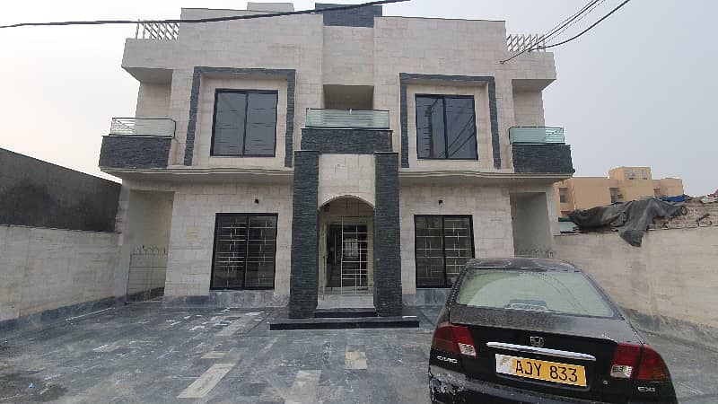 18 Rooms Building Space For Rent Hotal R3 Block Johar Town 2