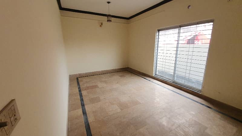 18 Rooms Building Space For Rent Hotal R3 Block Johar Town 6