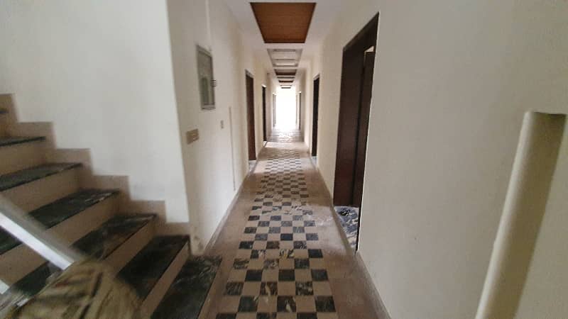 18 Rooms Building Space For Rent Hotal R3 Block Johar Town 13