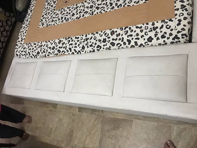 white color double bed with 2side tables and dressing table is forsale 5