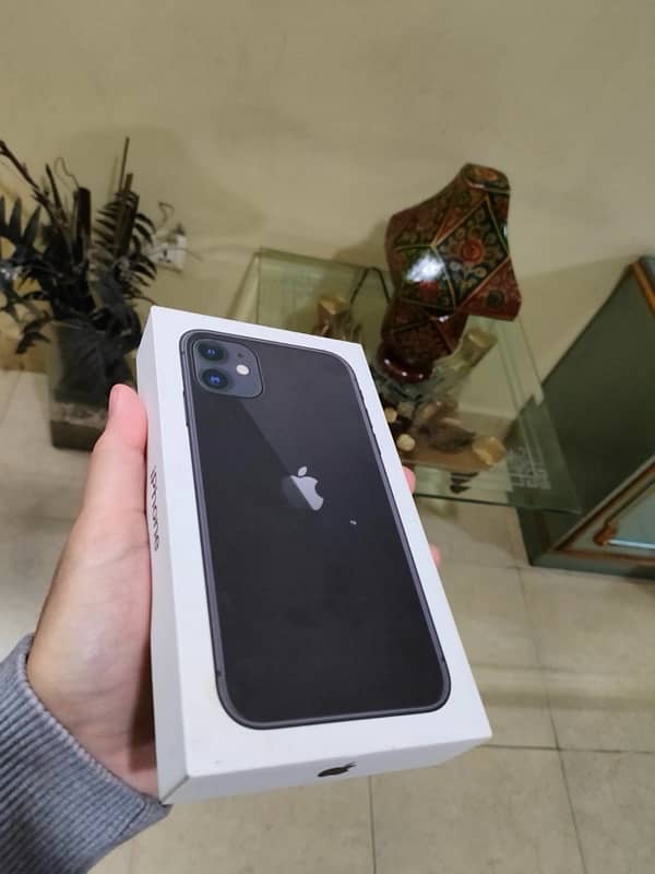 iPhone 11 128Gb +BOX 3