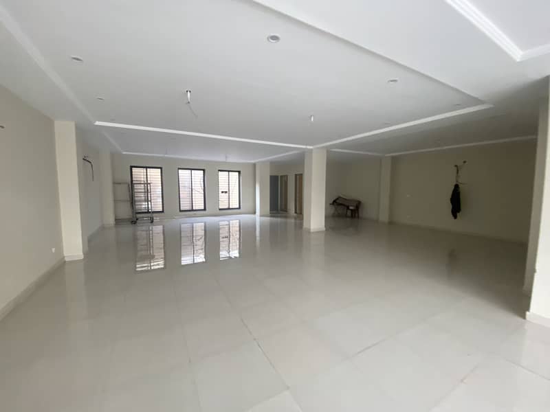 1 Kanal Commercial 1st Floor For Rent G4 Block Near Canal Road Johar Town 1