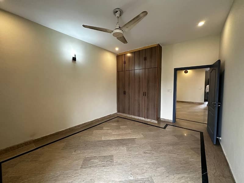 7.5 Marla Owner Build Double Unit House For Sale R Block Johar Town 12