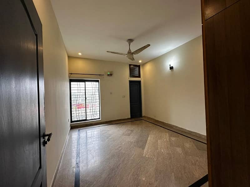 7.5 Marla Owner Build Double Unit House For Sale R Block Johar Town 14