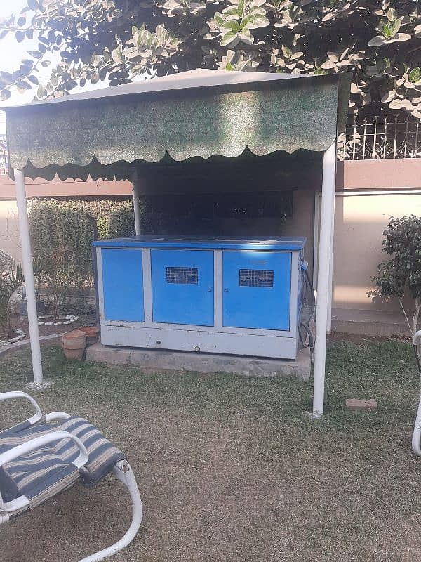 Used, Petrol and Gas based generator 4