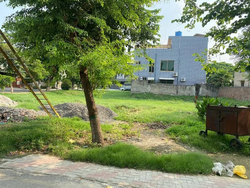 1 Kanal Facing Park Plot For Sale In Pcsir Phase 2 Johar Town 6