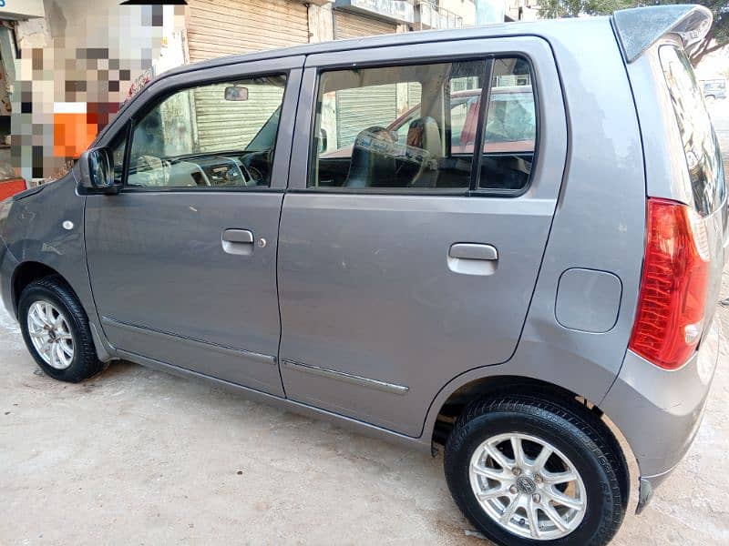 Suzuki Wagon R 2017 5