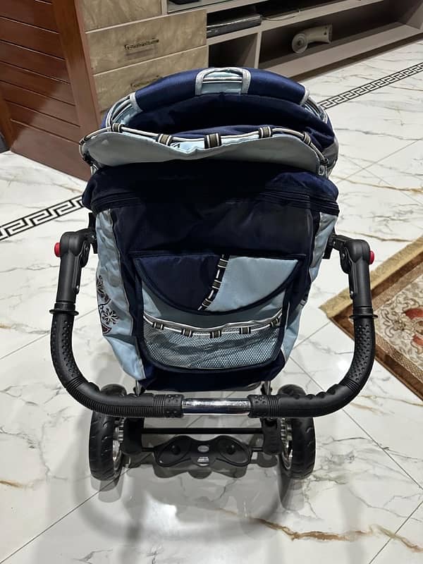 IMPORTED BABY PRAM - Slightly Used, Excellent Condition 3