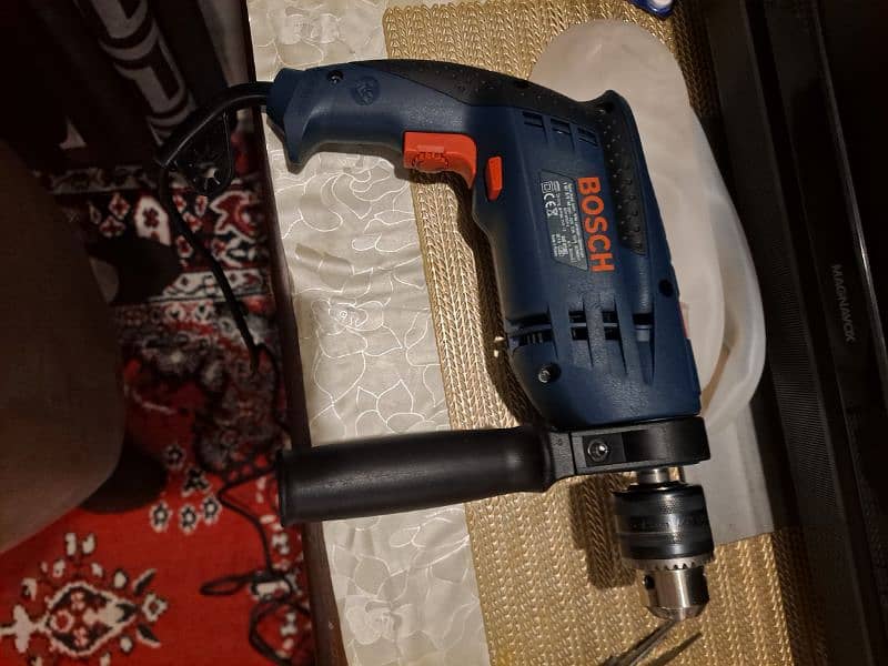 Bosch GSB 16 RE 701W Professional Drill Machine 8