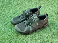 On Cloud QC WATERPROOF Mens shoes Black Size 41,UK 7.5