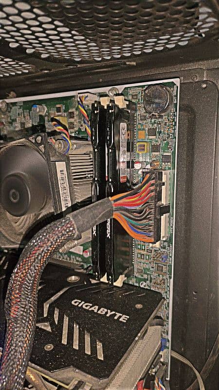 Gaming PC For Sale with Installed Games 2