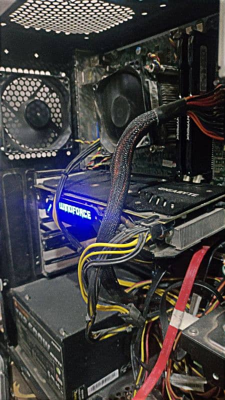 Gaming PC For Sale with Installed Games 4