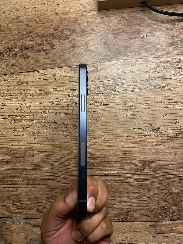 Apple iphone 12(93%battery health) 0317,-5555,069 3