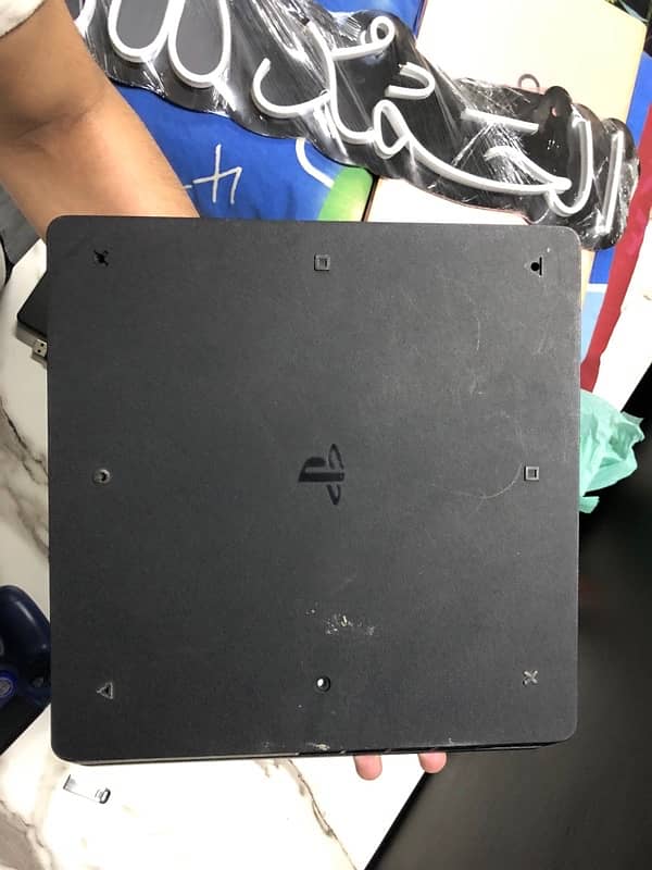 PS4 Slim | 1 TB | Jailbreak | 2 Controllers 1