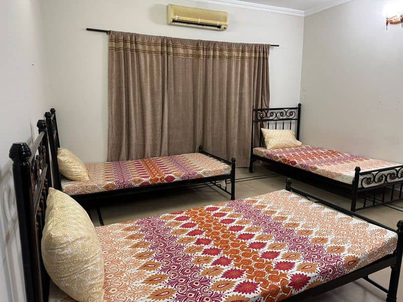 Eden Elite Girls Hostel walking distance from PIFD 1