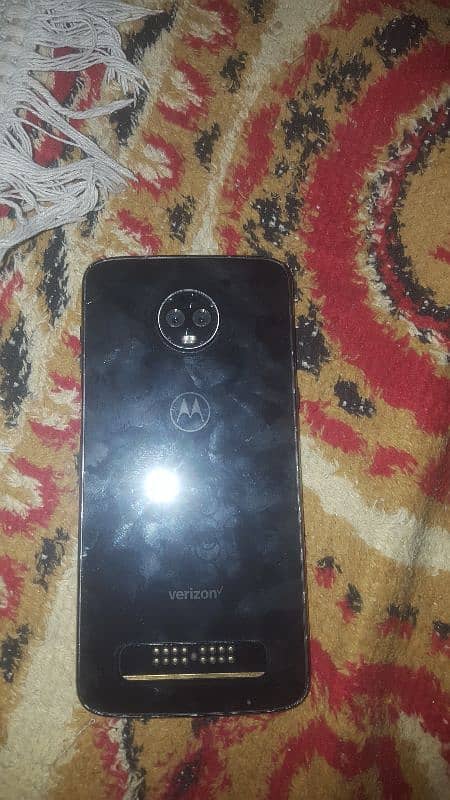 moto z3 4/64 1