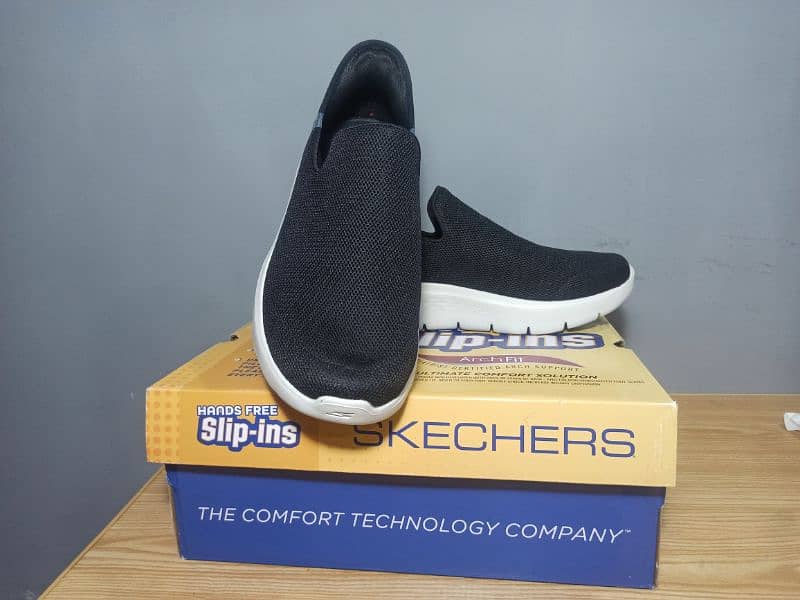 sketchers slipin archfit. 1