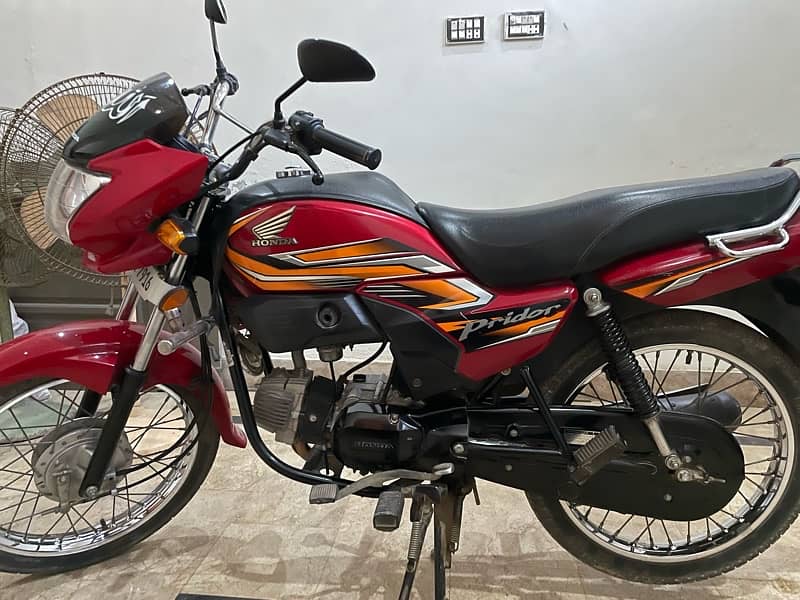 Honda pridor 2023 100cc 0