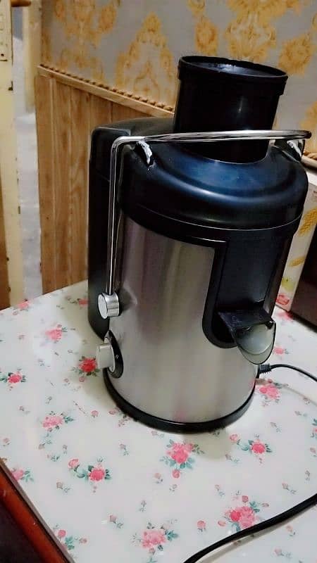 Fruit juicer for sale 3