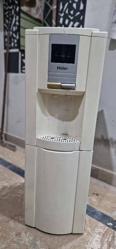 hair water dispenser 0