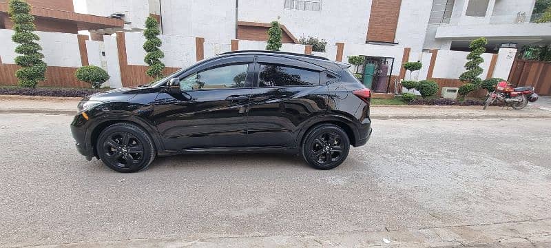 Honda Vezel 2016 4