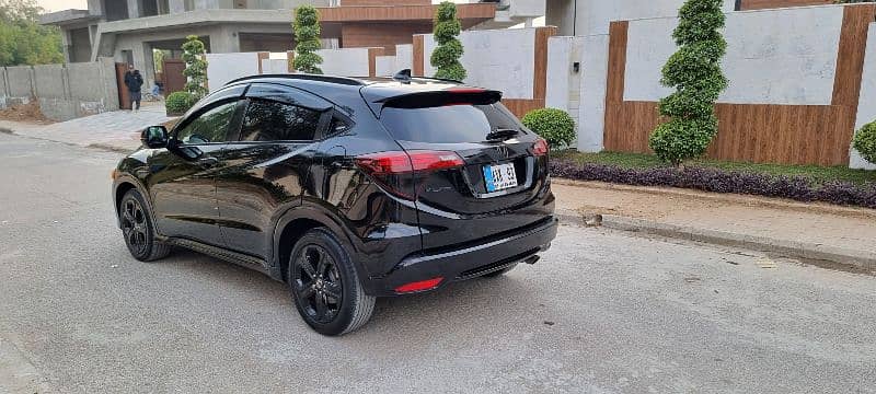 Honda Vezel 2016 8