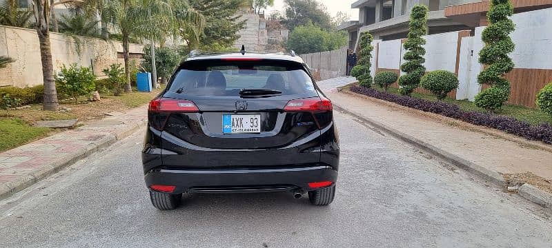 Honda Vezel 2016 10