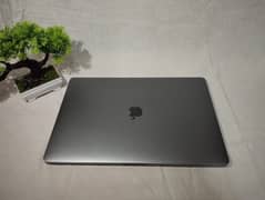 Macbook Pro 2019 i9 16GB 1TB