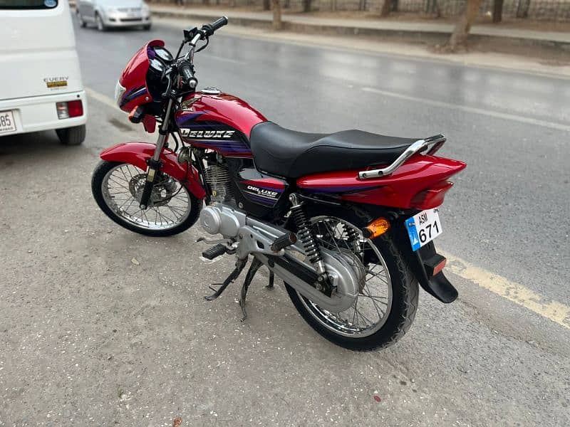 HONDA DELUXE 125 FOR SALE IN GOOD CONDITION 10