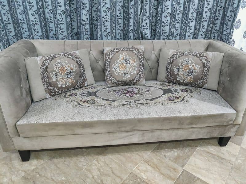 5 seater sofa Set with beautiful design 1