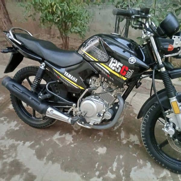 Yamaha YBR G 2023 8