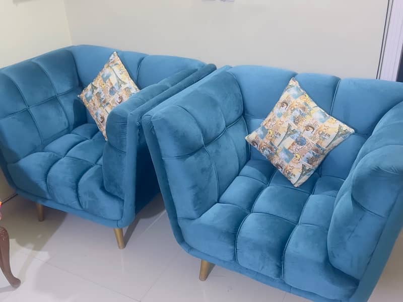 Like NEW - 7 Seater Sofa Set 2