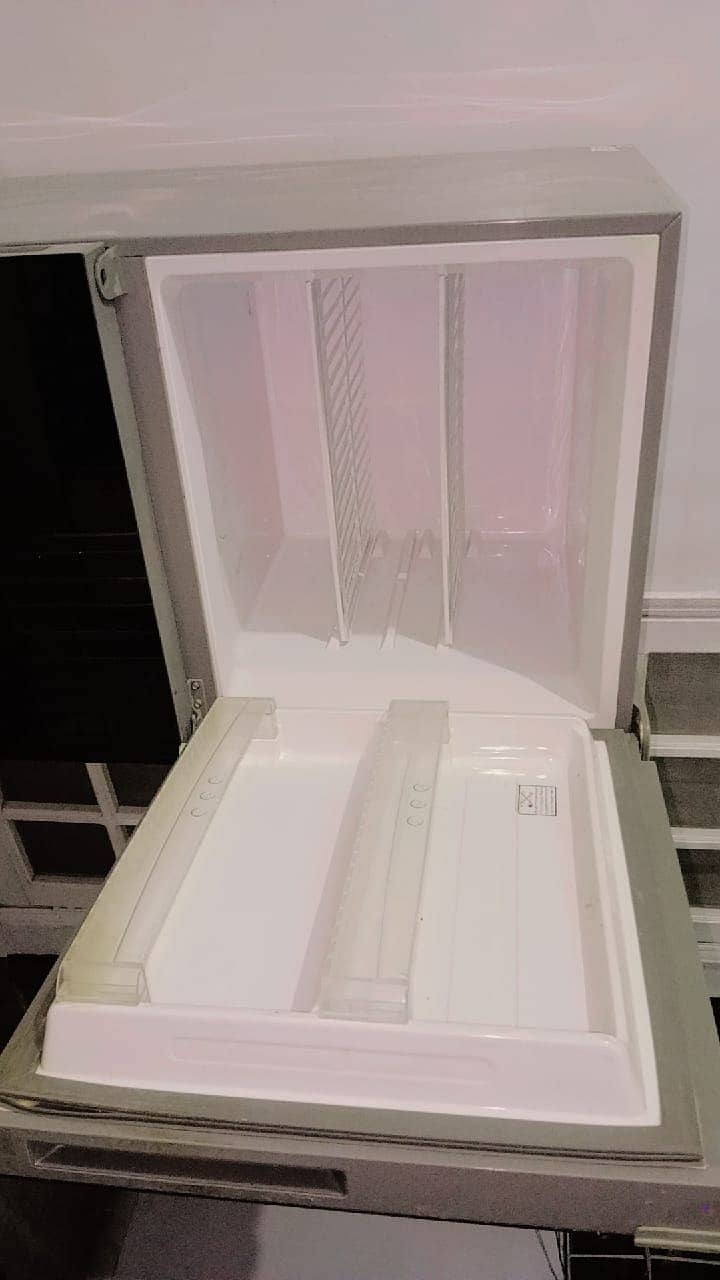 Haier Refrigerator - Model HRF-385 Urgent Sale, Fully Size 3