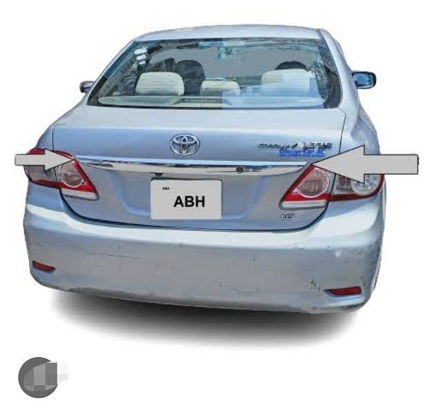 Corolla 2011 - 2014 trunk chrome garnish 1