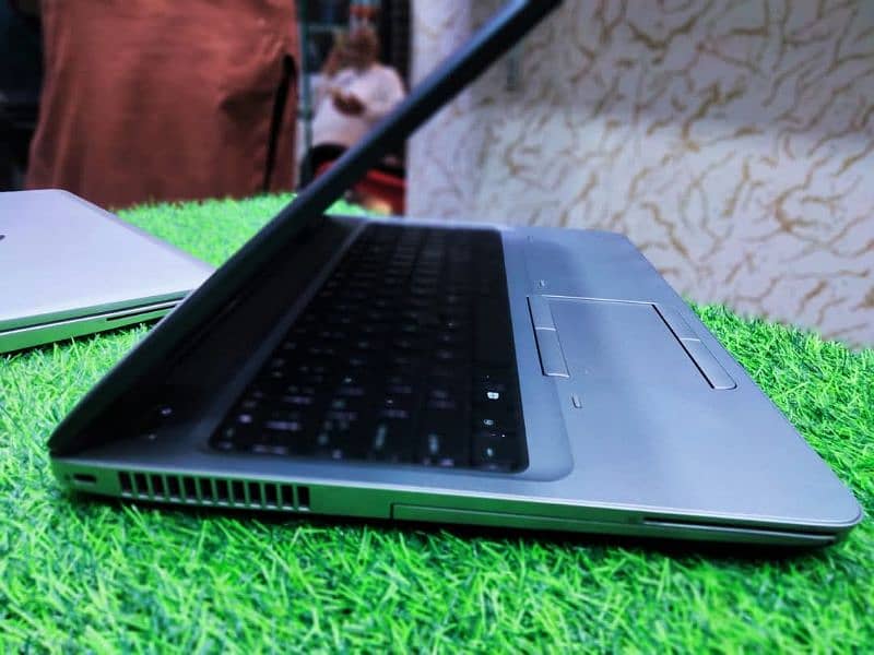 Hp AMD 7th Generation 8GB DDR4 Ram Big Display 15.6 Numpad 3