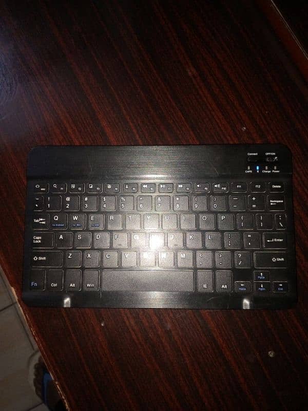 Bluetooth keyboard 0