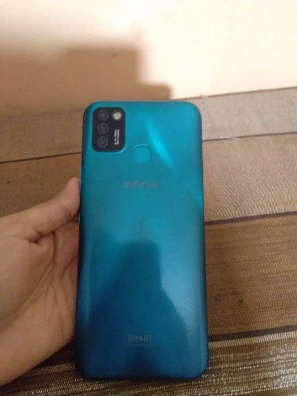 Infinix smart 6 2gb 32gb hai 4