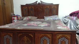 chinioty king sized bed with dressing table