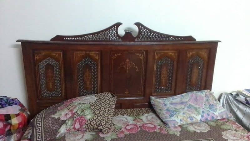 chinioty king sized bed with dressing table 1