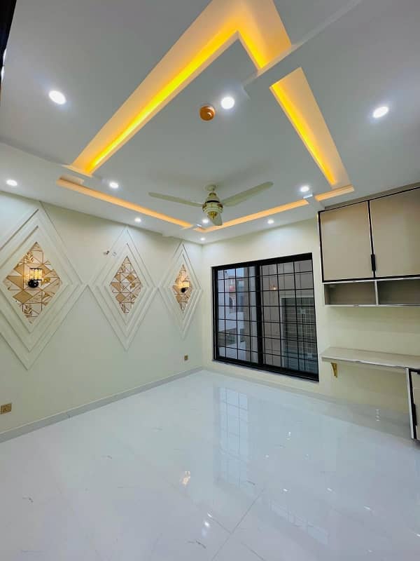 5 Marla House for sale in DHA 11 15