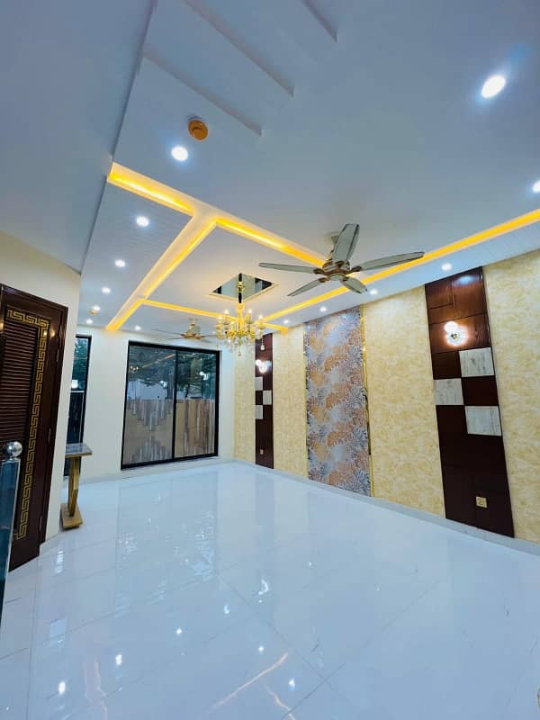 5 Marla House for sale in DHA 11 16